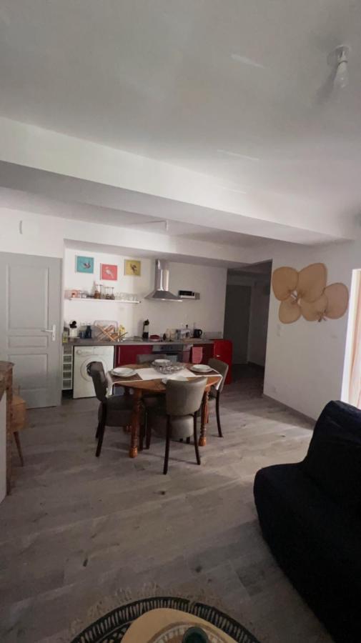Serrières Appartement Prive « Rive Droite » מראה חיצוני תמונה