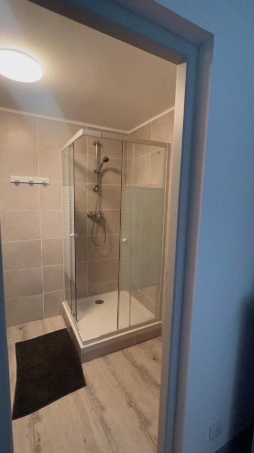 Serrières Appartement Prive « Rive Droite » מראה חיצוני תמונה